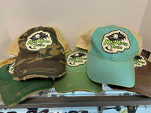 Load image into Gallery viewer, Madkingz Retro Hat Camo
